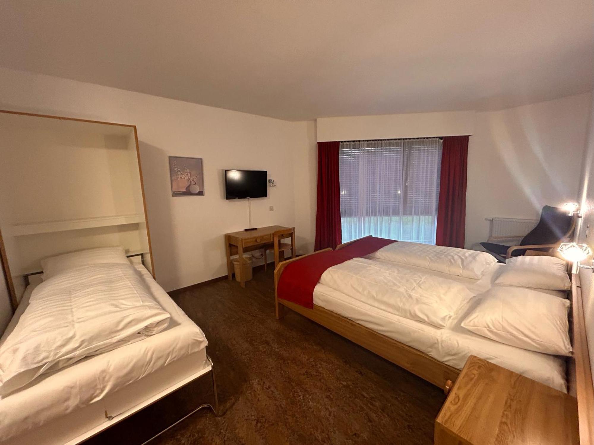 Hotel Edirol Vouvry Εξωτερικό φωτογραφία
